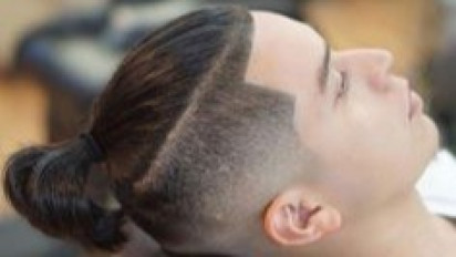 Pernah Lihat Pria Ikat Rambut Saat Shalat, Apakah Boleh dalam Islam? Buya Yahya Tegaskan Hukumnya yang ...