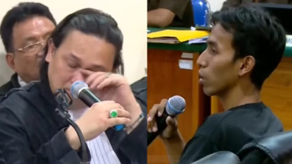 Sambil Berlinang Air Mata Farhat Abbas Tanya Ancaman Polisi ke Sepupu Saka Tatal, Reynaldi: Ditembak Ma...