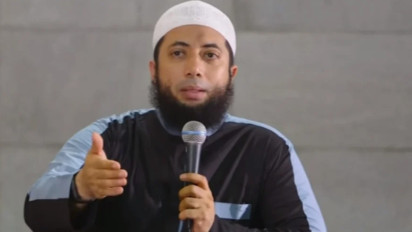 Ternyata Laki-laki Boleh kok Salat di Rumah kata Ustaz Khalid Basalamah, Justru Sangat Dianjurkan, tapi...