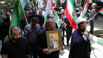 Presiden Iran Hadiri Upacara Pemakaman Ismail Haniyeh di Teheran