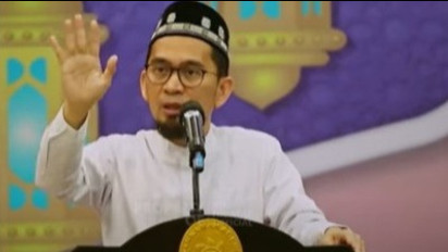 Beragam Surah Dianjurkan tapi 2 Ini Kata Ustaz Adi Hidayat Bisa Gugurkan Dosa dan Cepat Pengabulan Doanya