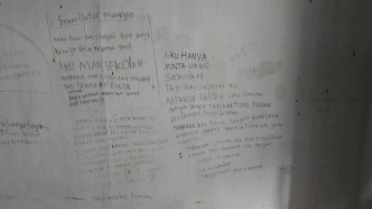 Polres Cimahi Dalami Tulisan di Tembok Rumah Penemuan Kerangka Ibu dan Anak di Tanimulya