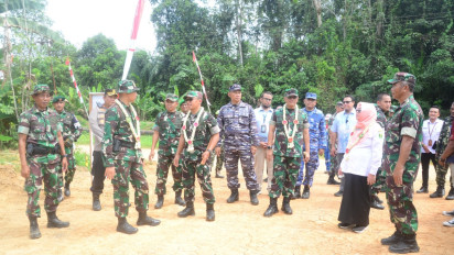 Usai Dibuka, Dandim Dampingi Danrem 101/Antasari dan Forkopimda Tinjau Lokasi Sasaran TMMD