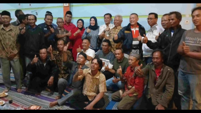 Belasan Perwakilan Warga di Rejoso, Nganjuk Nyatakan Sikap Dukung Dua Srikandi Bunda Ita-Mbak Zuli untuk Pencalonan Pilkada