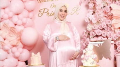 Heboh Syahrini Melahirkan Anak Pertama, Netizen Justru Soroti Kejanggalan Ini…