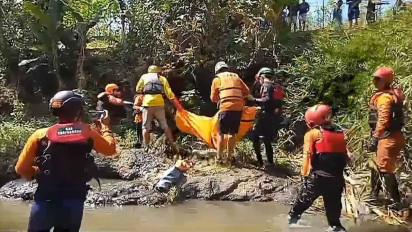 Tim SAR Temukan Jenasah Anzahrah, Balita yang Hanyut di Sungai Metro Pakisaji