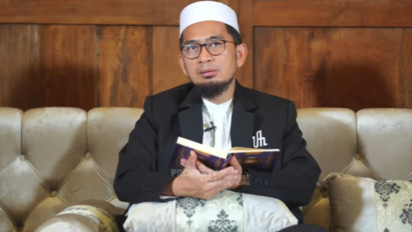 Merasa Tidak Khusyuk, Bolehkah Mengulang Shalat? Ternyata Kata Ustaz Adi Hidayat Hukumnya Itu...