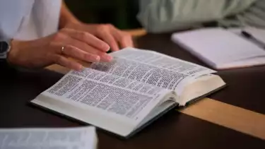 Renungan Harian dan Doa Malam Kristen