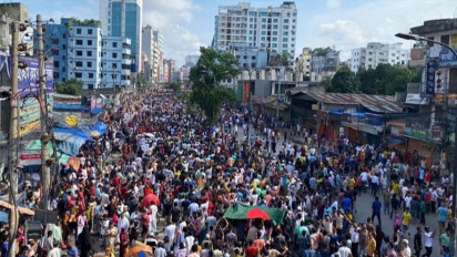 Presiden Bangladesh Bubarkan Parlemen, Perdana Menteri Sheikh Hasina Sembunyi di India Usai Kerusuhan Demo Kuota PNS