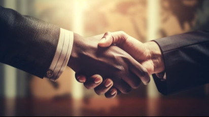 Memaafkan Bukanlah Hina Ketika Ada Masalah, Kata Ustaz Adi Hidayat Urusan Dia Sama Allah SWT Belum Selesai Biarkan Saja sampai...