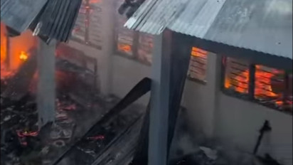 Enam Ruangan SMKN 2 Majene Dilalap Si Jago Merah