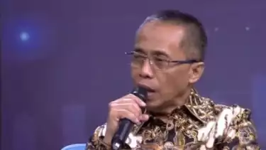 Pengamat Ekonomi Drajad Wibowo dalam acara Indonesia Business Forum tvOne yang bertajuk Ekonomi Melemah, Daya Beli Semakin Payah pada Kamis (8/8/2024).