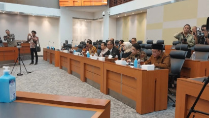 Mantan Menteri Keuangan Era Soeharto Mengadu ke DPR RI