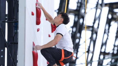 Indonesia Raih Emas Olimpiade Paris 2024 Usai Veddriq Leonardo Taklukkan Wakil China di Final Cabor Panjat Tebing