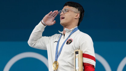 Lifter Indonesia Rizki Juniansyah Siap Pecahkan Rekor Baru di SEA Games 2025