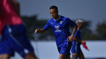Persib Bandung Vs PSBS Biak Hari Ini, Tunggu Kejutan Duel Juara di Laga Perdana Liga 1 2024/2025
