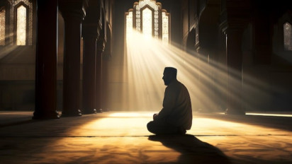 Tolong Jangan Abaikan Kilatan Ini Bila Anda Merasakannya, Kata Ustaz Adi Hidayat Sinyal Langsung dari Allah SWT Tidak Dimiliki Orang Lain