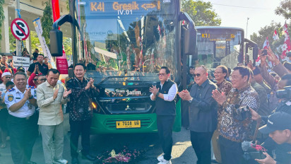 Launching Bus Trans Jatim Koridor IV, Pj. Gubernur Adhy Optimistis Tumbuhkan Ekonomi dan Pariwisata di Pesisir Utara