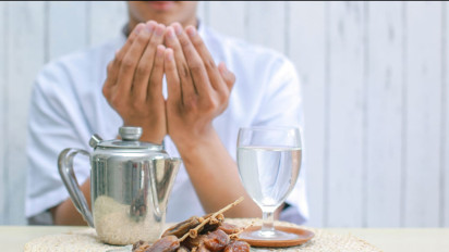 Berikut Doa Berbuka Puasa Senin dan Kamis, Simak Lengkap dengan Artinya