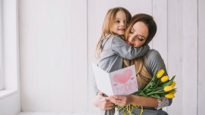 Beragam Kisah Pernah Dibaca, Apakah Wanita dalam Rumah Tangga Sangat Penting? Ustaz Adi Hidayat Tegaskan Ada Hadits Kalau..