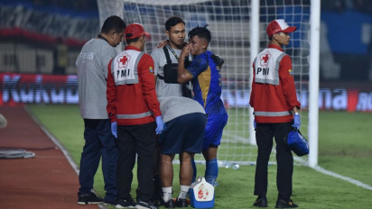 Naik Meja Operasi, Febri Hariyadi Dokter Tim Persib Prediksi Pemulihan Makan Waktu Enam Bulan