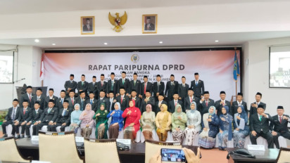 50 Anggota DPRD Kebumen Periode 2024-2029 Dilantik, Gus Fauhan Jadi Ketua Sementara