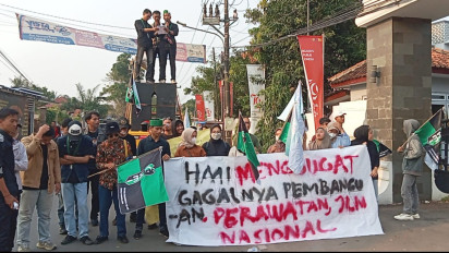 Jembatan Cisata Ambruk, HMI Cabang Pandeglang Geruduk Kantor Balai Pelaksanaan Jalan Nasional Banten