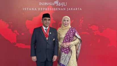 Presiden Jokowi Anugerahkan Bintang Maha Putra Kepada Ahmad Muzani