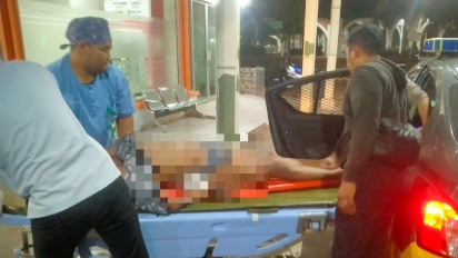 Aksi Terekam CCTV, Maling Motor di Gresik Babak Belur Dihajar Massa