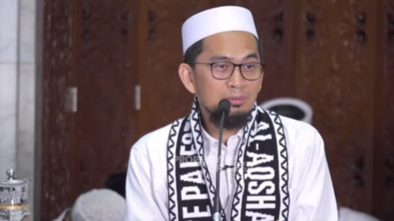 Ustaz Adi Hidayat Singgung MUI Wajib Selesaikan Perkara Nasab Ba'alawi, Sebut Harus Menjadi Tempat Pengujian...
            - galeri foto