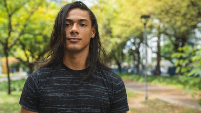 Mulai Sekarang Pria Harus Tahu, Punya Rambut Panjang tapi Diikat Saat Shalat, Buya Yahya Tegaskan Hukumnya Jangan sampai Menyerupai....