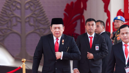 Lewat Pantun, Bamsoet Singgung Kotak Kosong di Pilkada 2024