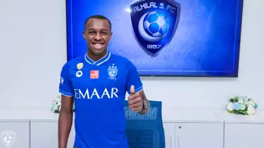 Pemain andalan Timnas Arab Saudi yang menjadi calon lawan Timnas Indonesia yakni Saud Abdulhamid dibidik klub raksasa Liga Italia, AS Roma.