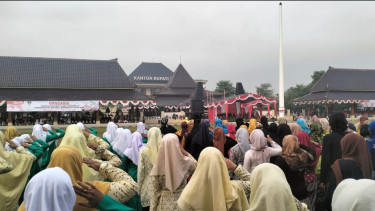 Bupati Blitar Pimpin Upacara HUT RI ke-79, Ajak Masyarakat Tak Lupakan Sejarah dan Jaga Lingkungan