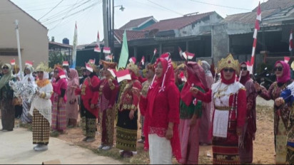 Unik Upacara Kemerdekaan RI ke-79 di Lampung Mengenakan Pakaian Adat Nusantara hingga Bahasa Lampung