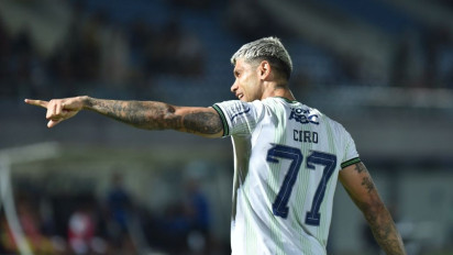 Tak Disiarkan di TV Secara Langsung, Intip Daftar Susunan Pemain Persib Bandung Vs Arema FC