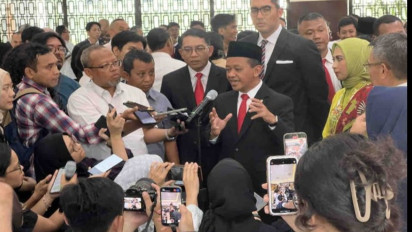 Sehari Jadi Menteri ESDM, Bahlil Langsung Minta Jajarannya untuk Percepat RUU EBET: Harus segera Diselesaikan