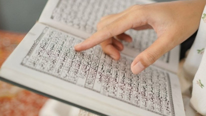 Sungguh, Setan Adalah Musuh yang Nyata, Tafsir Surah Al Baqarah Ayat 198