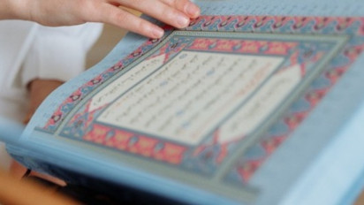 Tantangan Allah SWT Kepada Orang-orang Kafir untuk Buat Satu Surah Saja Seperti dalam Al-Qur’an, Tafsir Al Baqarah Ayat 23