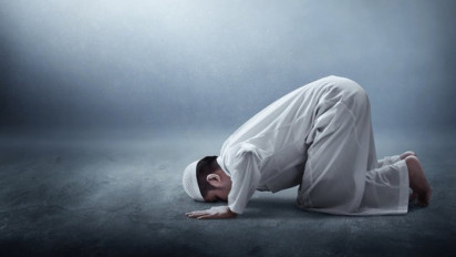 Mulai Sekarang Usai Shalat Tahajud Jangan Langsung Tidur Baca Dzikir Ini, Kata Ustaz Adi Hidayat Makin Percepat Doa Dikabulkan Insyaallah..