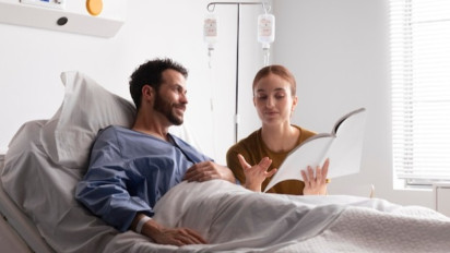 Sebelum Berkunjung, Ini Doa yang Baik Dibaca untuk Besuk Orang Sakit