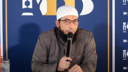 Luangkan Waktu 5 Menit di Pagi Hari dan Sebelum Maghrib, Baca Zikir ini Tujuh Kali Kata Ustaz Khalid Basalamah agar Hajat...