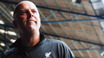 Liga Inggris: Pelatih Liverpool Arne Slot Punya Permintaan Khusus kepada Ryan Gravenberch Jelang Laga Kontra Brenford