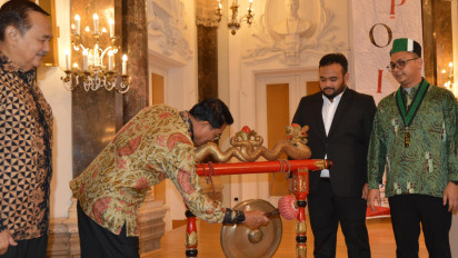 Simposium Internasional XVI PPI Dunia Resmi Dibuka di Budapest Hongaria