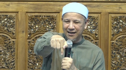 Apa Sebenarnya Boleh Tabur Bunga dan Baca Yasin di Kuburan? Habib Novel Alaydrus Beri Penjelasan, Katanya...