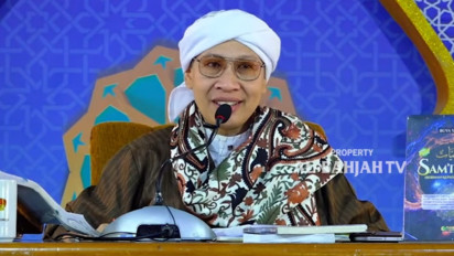 Boleh atau Tidak Salat Tanpa Pakai Sajadah? Buya Yahya Ungkap Hukumnya, Kebiasaan Rasulullah SAW Ternyata Begini...