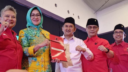 Air Mata Airin Basahi Pipihnya, Suaranya Begetar Ucapkan Syukur saat Dapat Dukungan PDIP