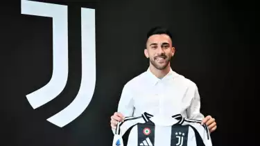 Juventus secara resmi perkenalkan Nico Gonzales