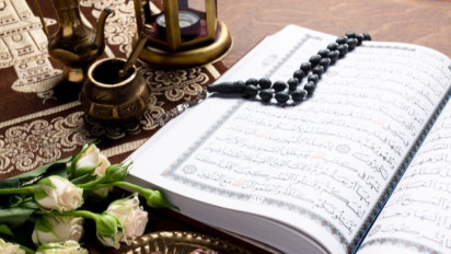 Tafsir Surah An-Nisa Ayat 104, Tuntunan Allah SWT untuk Umat Muslim Agar Tidak Pesimis atau Berkecil Hati