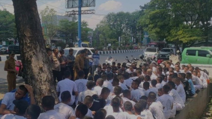 Dipicu Viral Aksi Penganiayaan! Ratusan Pelajar Niat 'Perang' Serang Sekolah di Cirebon, Polisi Sampai Beri Tembakan Peringatan